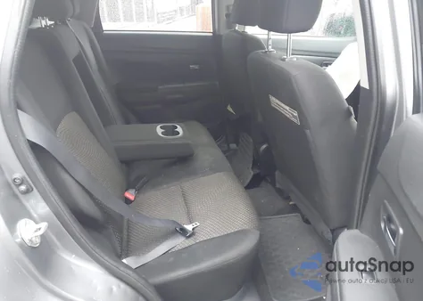 2016 Mitsubishi Outlander Sport 2.4 Es z USA, uszkodzony, nr VIN JA4AP3AW5GZ025822